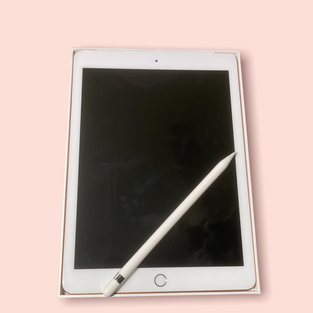 IPad 6th Generation WI-FI + CELLULAR 32G with Apple Pencil generation 1
